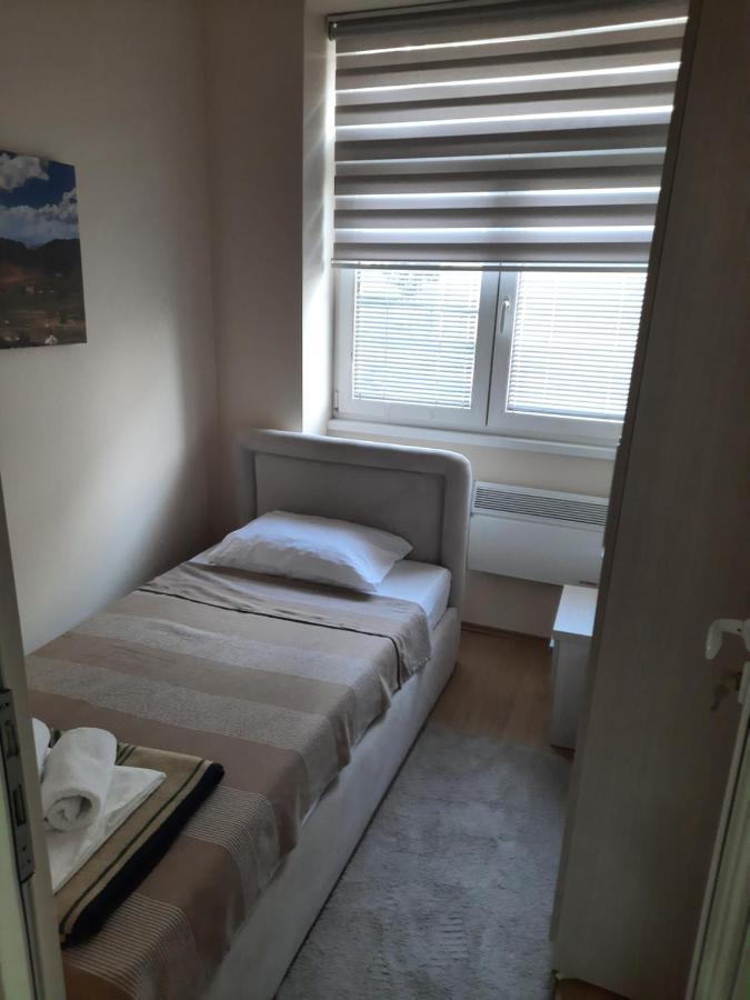 Apartman Karadjordje 2 Belgrad Exterior foto